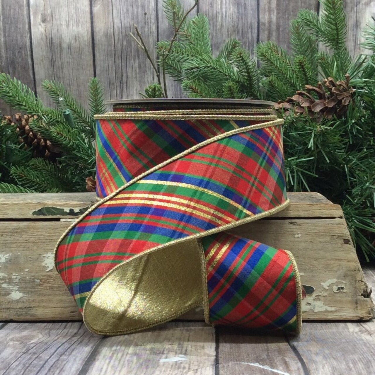 Plaid Christmas Ribbon with Gold Backing & Wired Edges – Holiday Decorating & Gift Wrapping